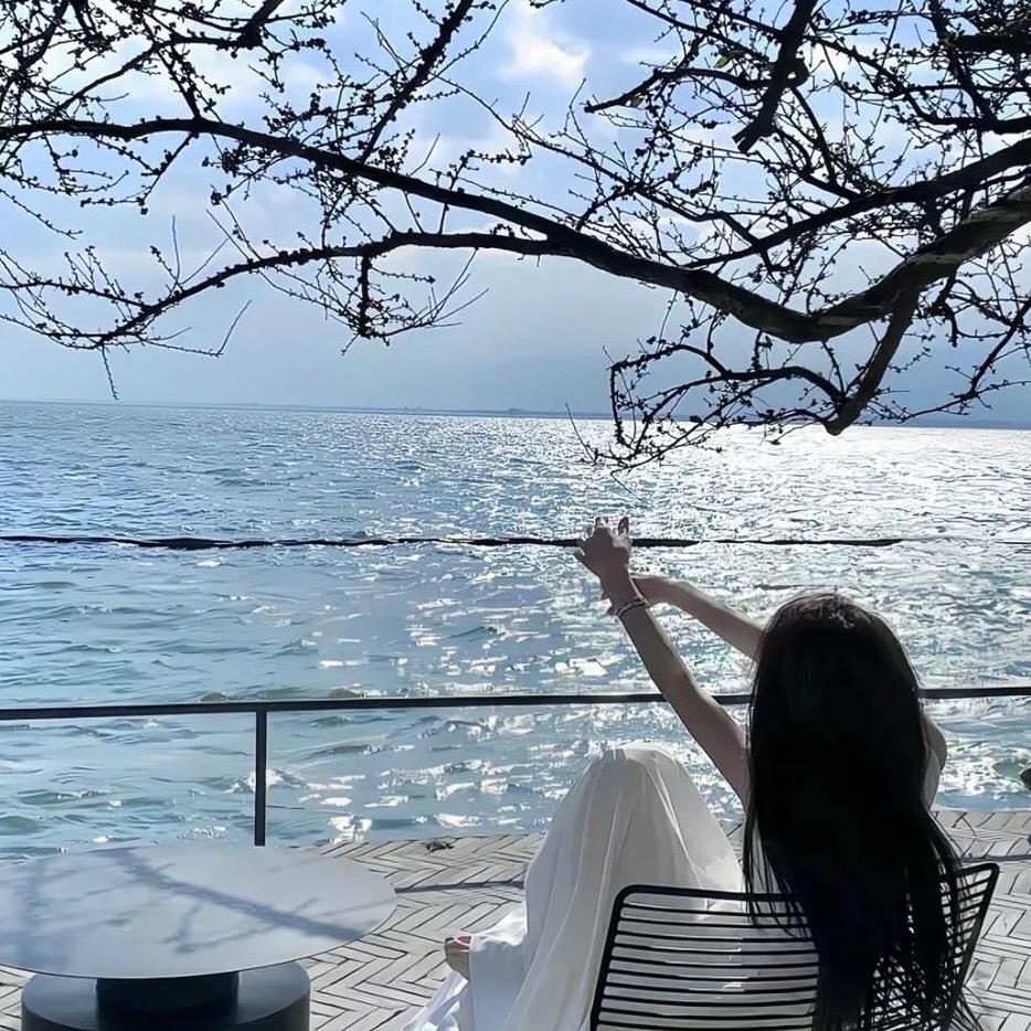 温柔藏匿于ᥫᩣ．