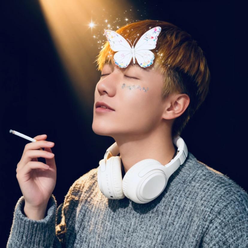 🥷-----AK ::•::