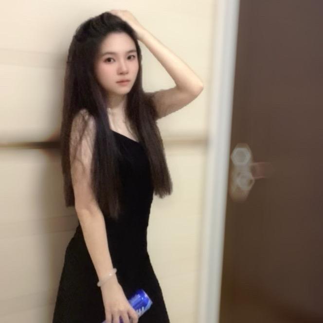 请叫我甜甜圈小姐🧸