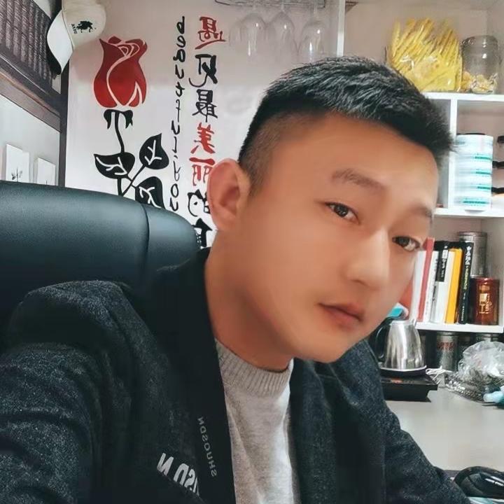 玲珑阁服装工厂