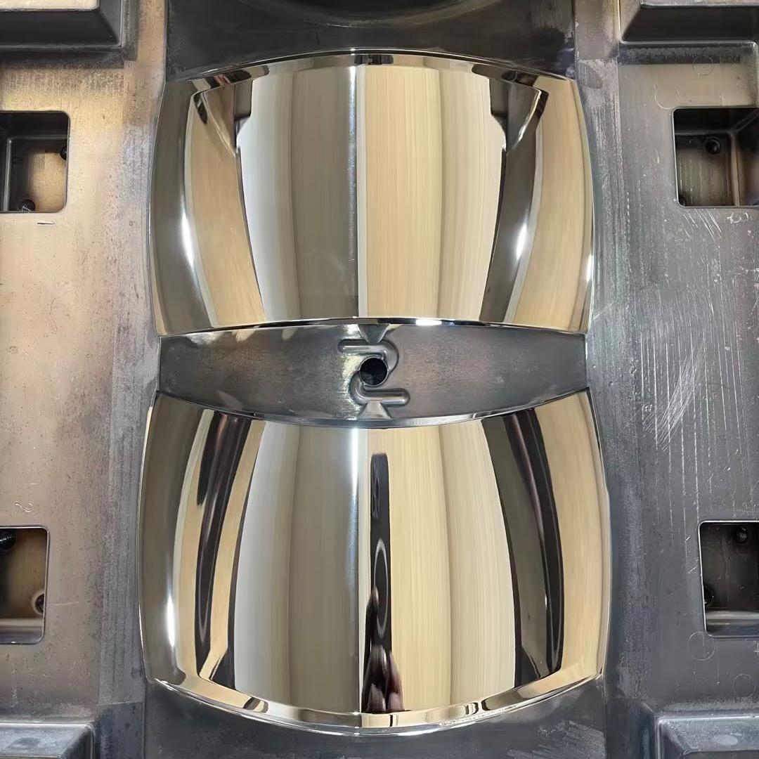 吃水不忘挖井人