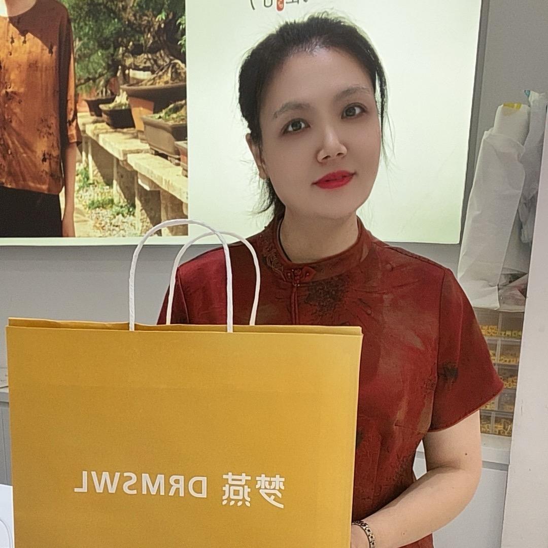 梦燕蔡蔡店长