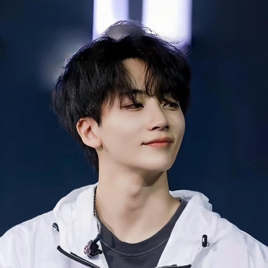 关你什么柿🐰🐯🦊