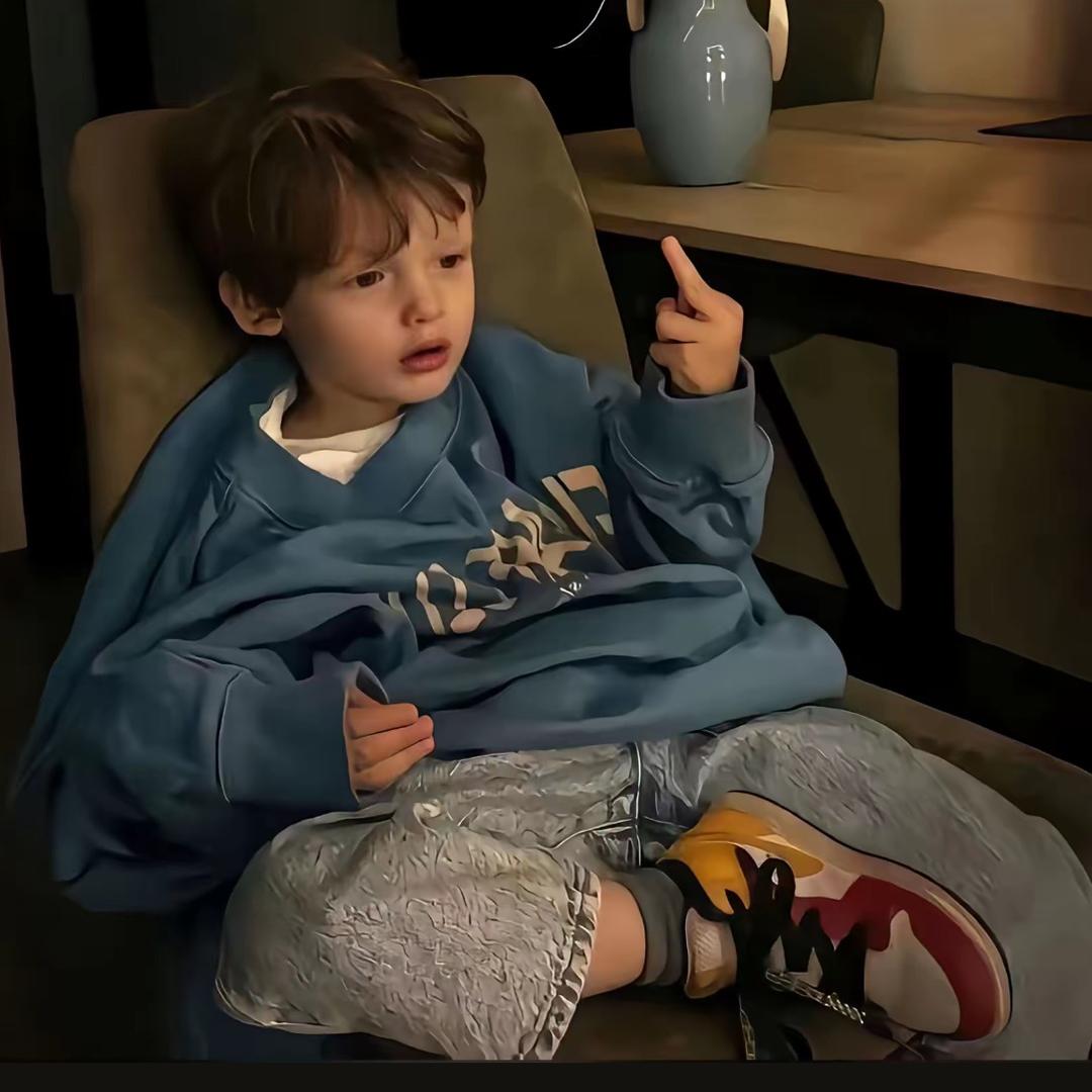 牛爷爷cosplay穿女仆装勾引壮壮妈