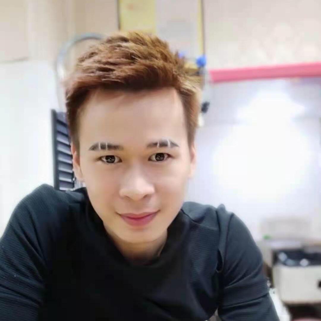 金子会发光雷教练