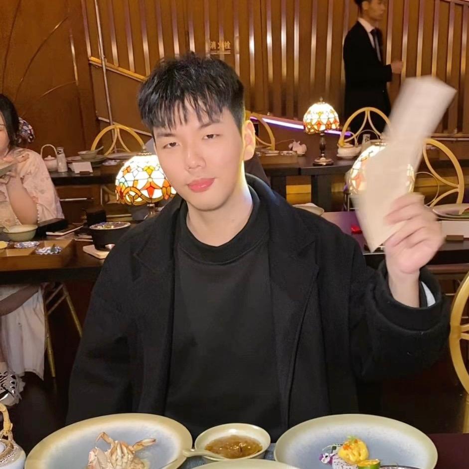 泡泡卢真探