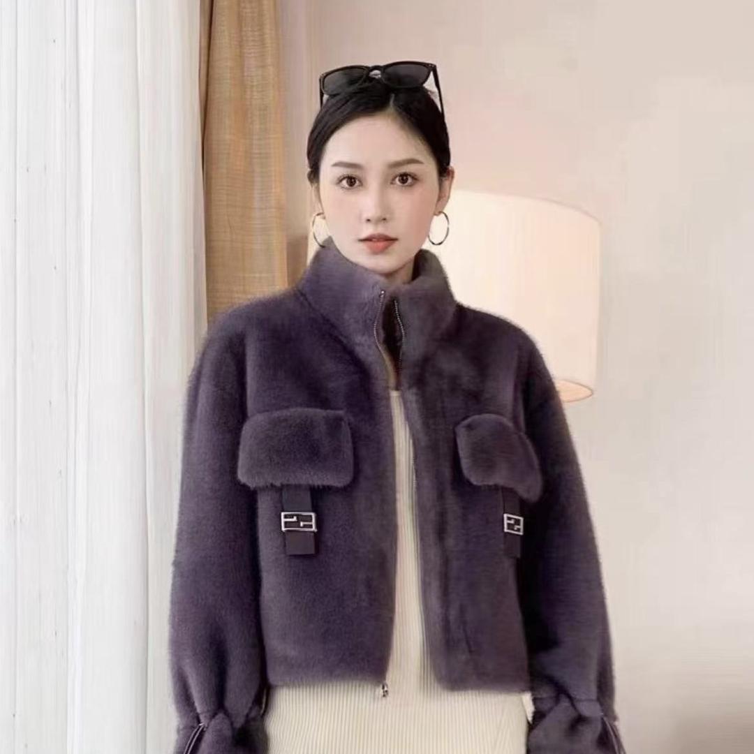 星研女装工厂店