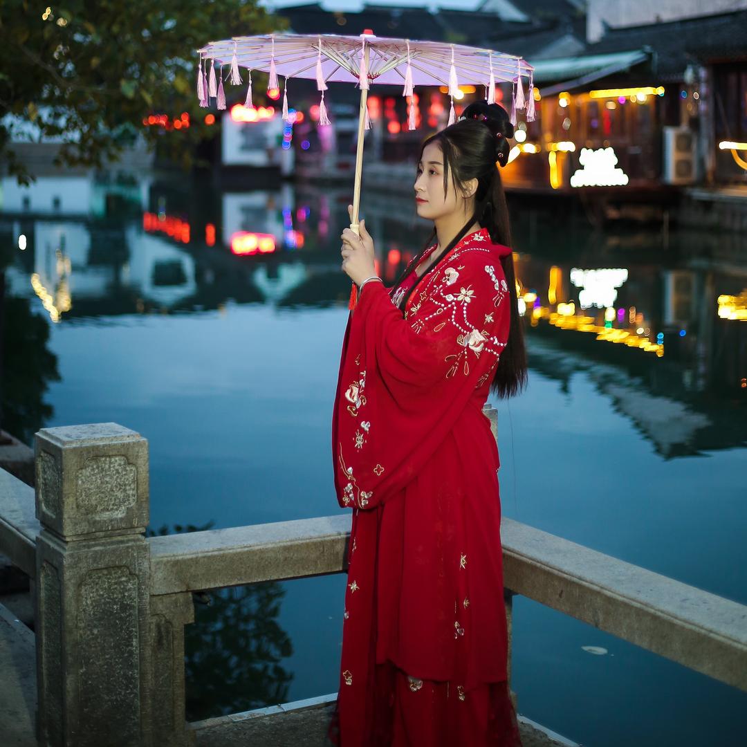 ^O^雯雯^O^