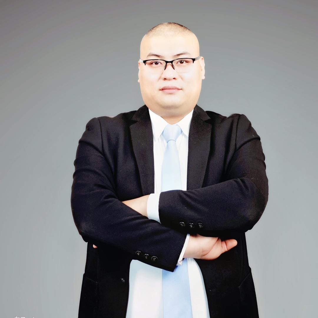 八匠鼎酿酒田师傅
