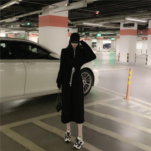 陌路.