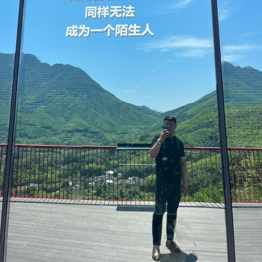 韩H •     🇨🇳_