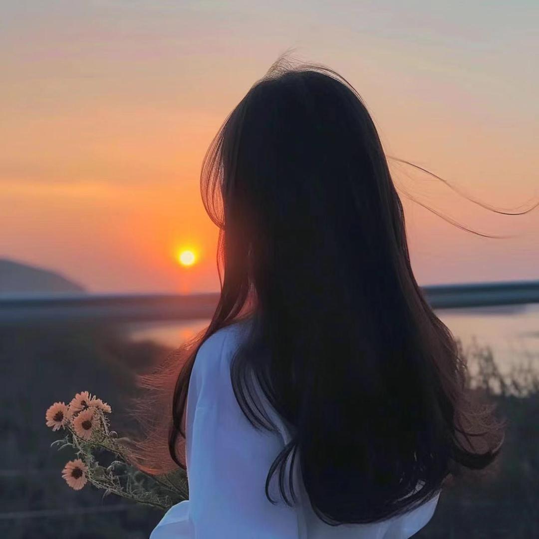 芷云服饰