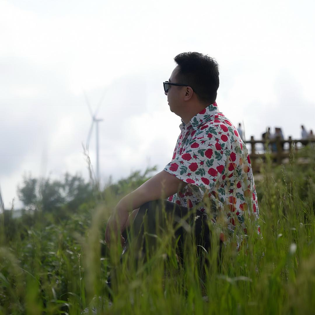 刘真探在武隆