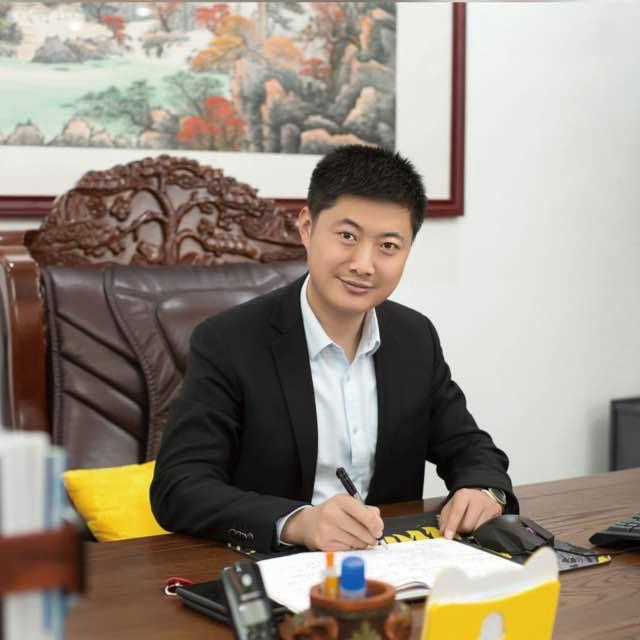 会飞的俊皓