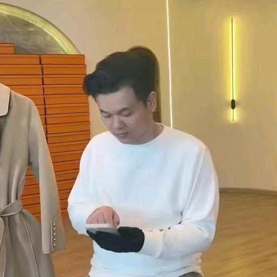话多的徐主任
