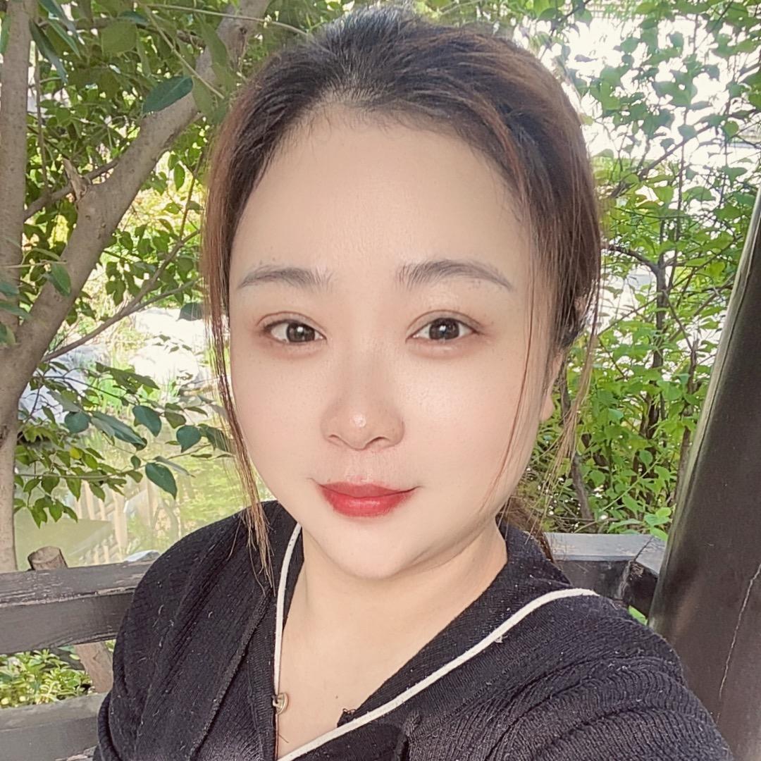 八月儿