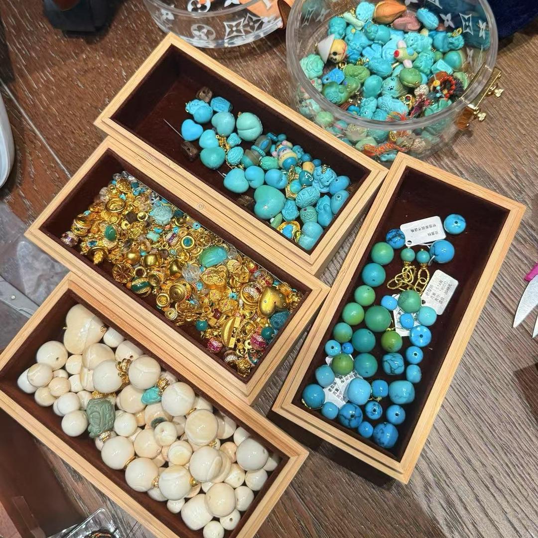 卿勋艺术臻选阁