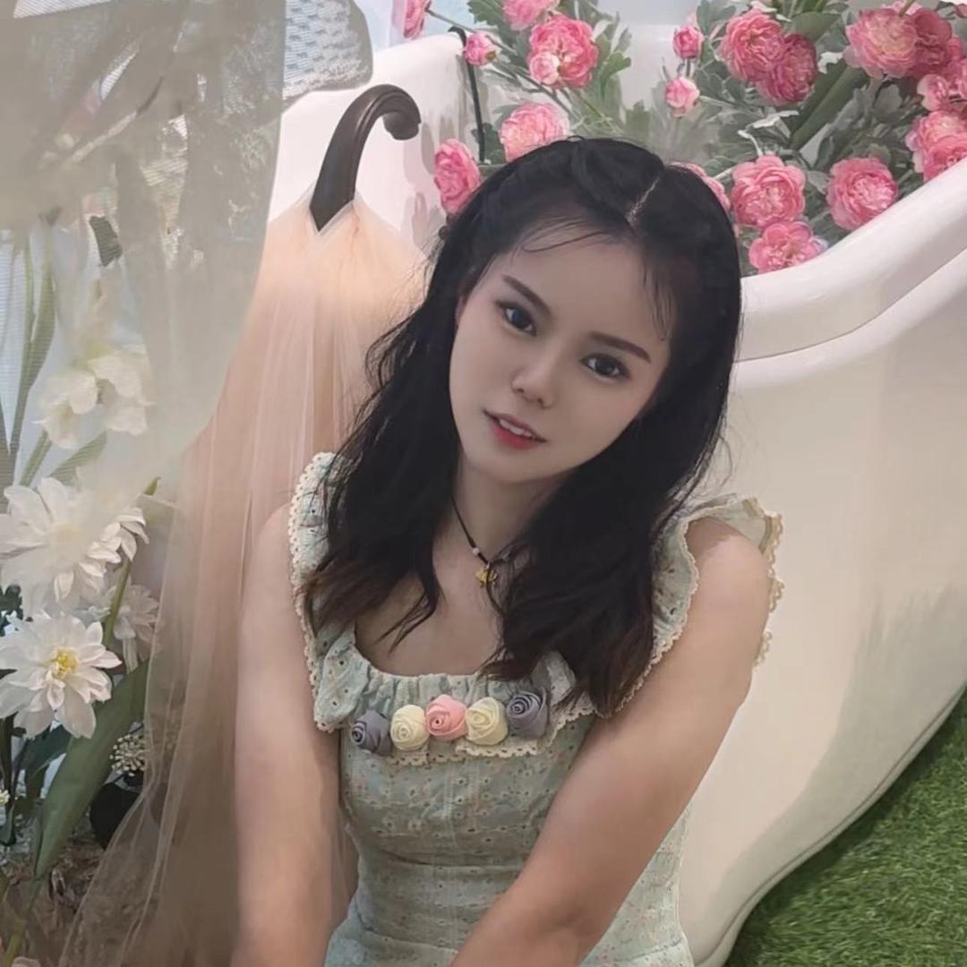 一颗小梅子💕