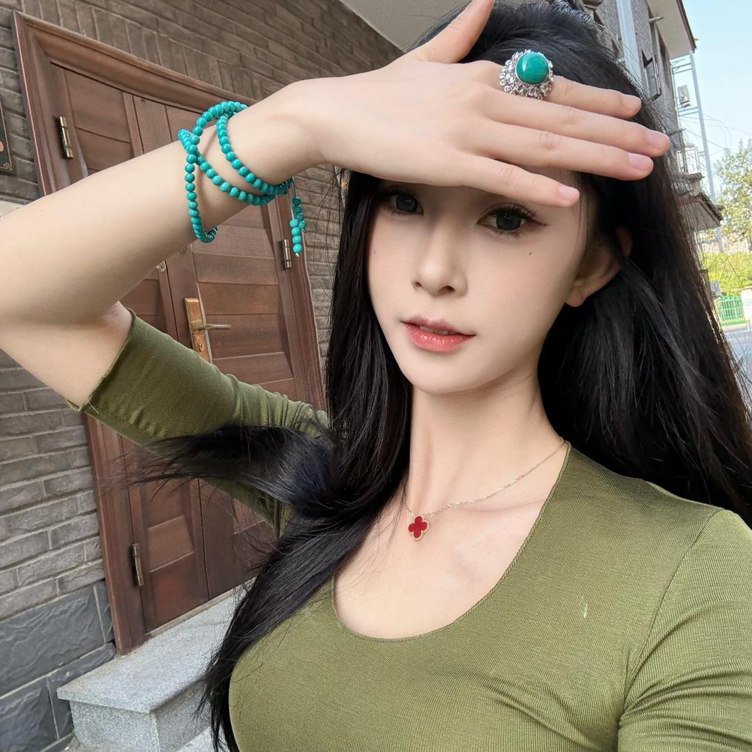 李伊晗🎨