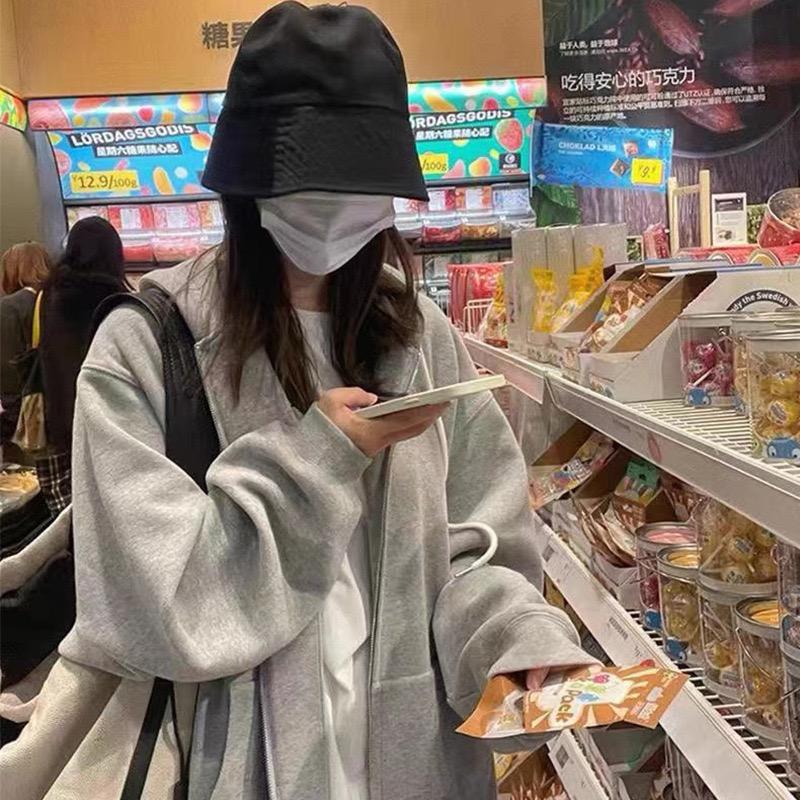 梓赫卫衣工厂店