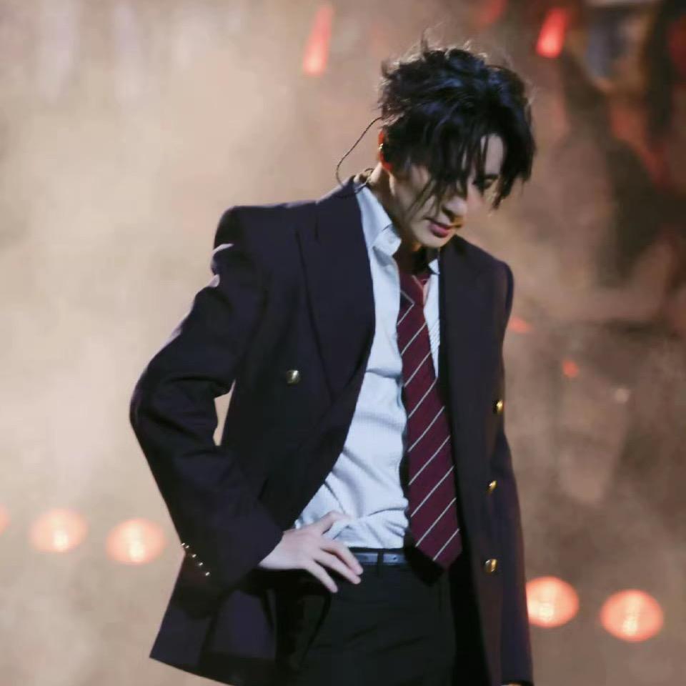 我喝水的时候不渴