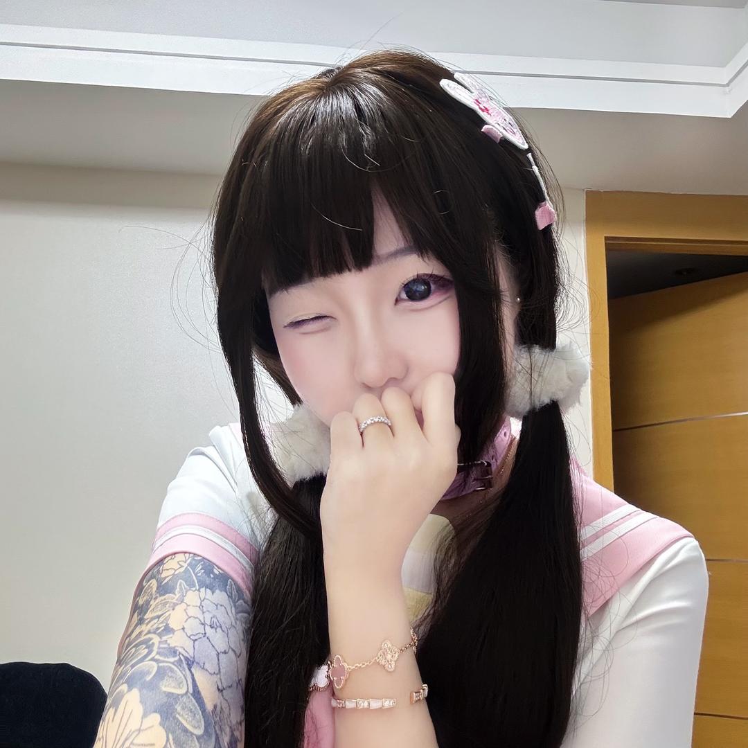 叶依柠