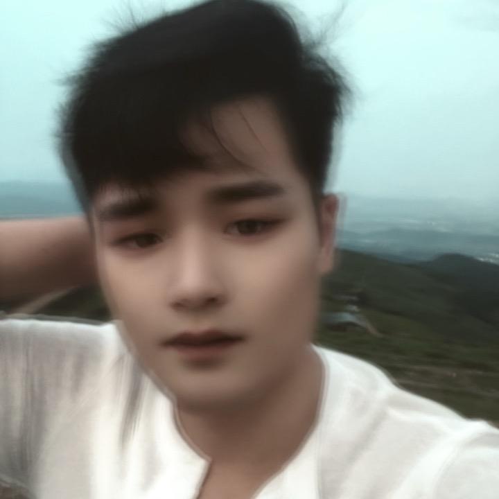 M    `
