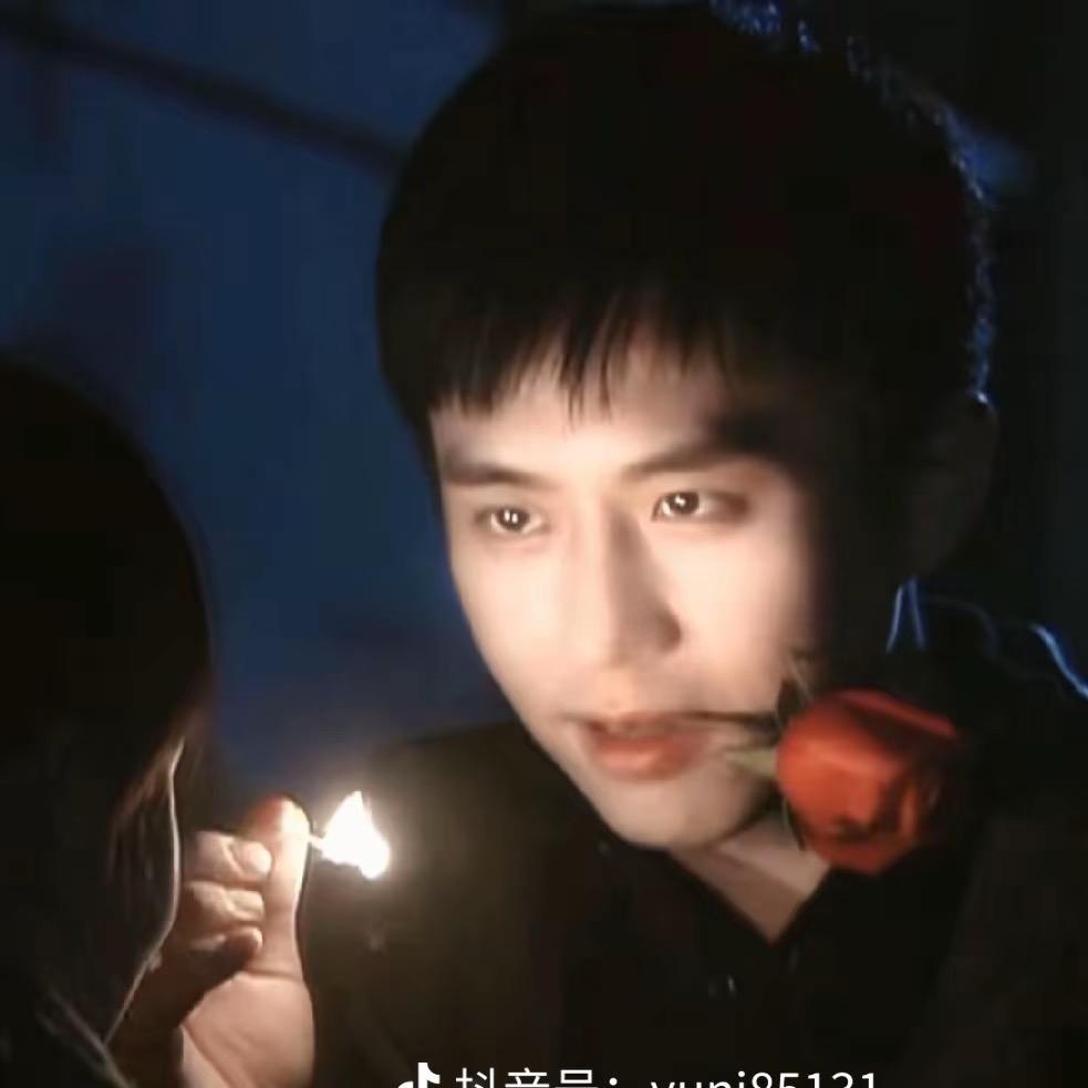 十八岁帅气的继父