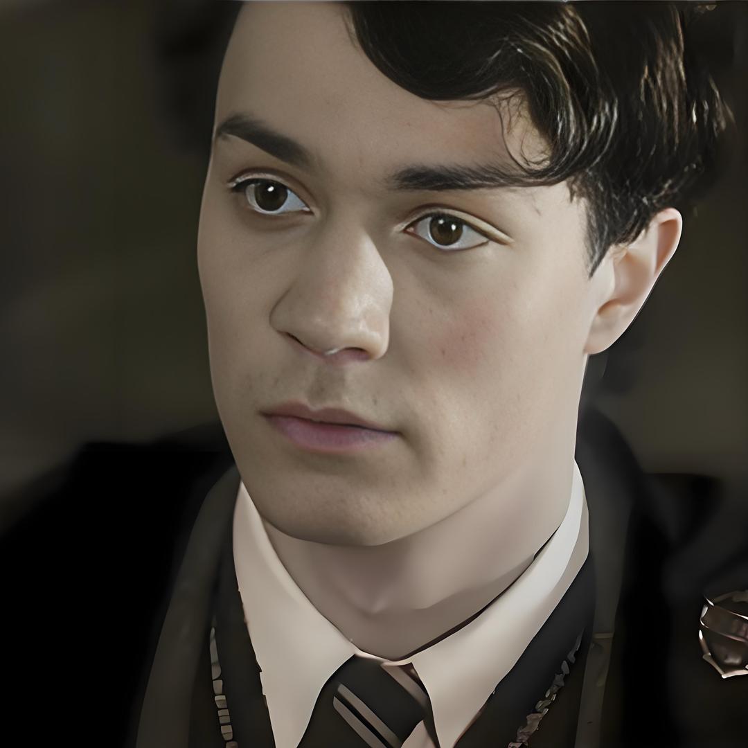 待到山花烂漫时，她在丛中笑