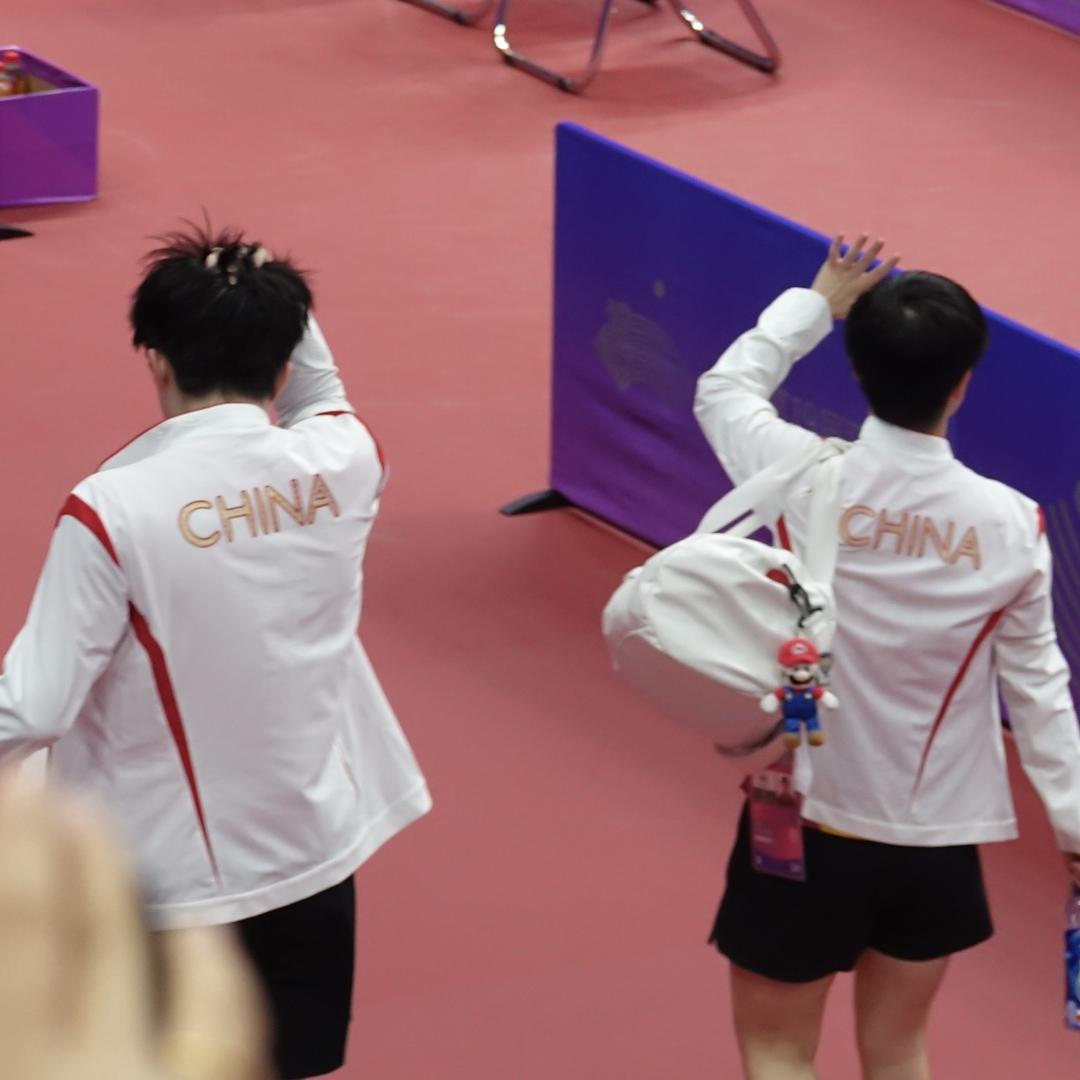 被他俩吓晕了