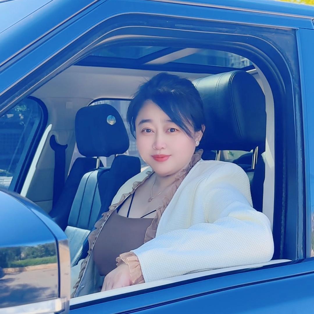 锦华 洪姐