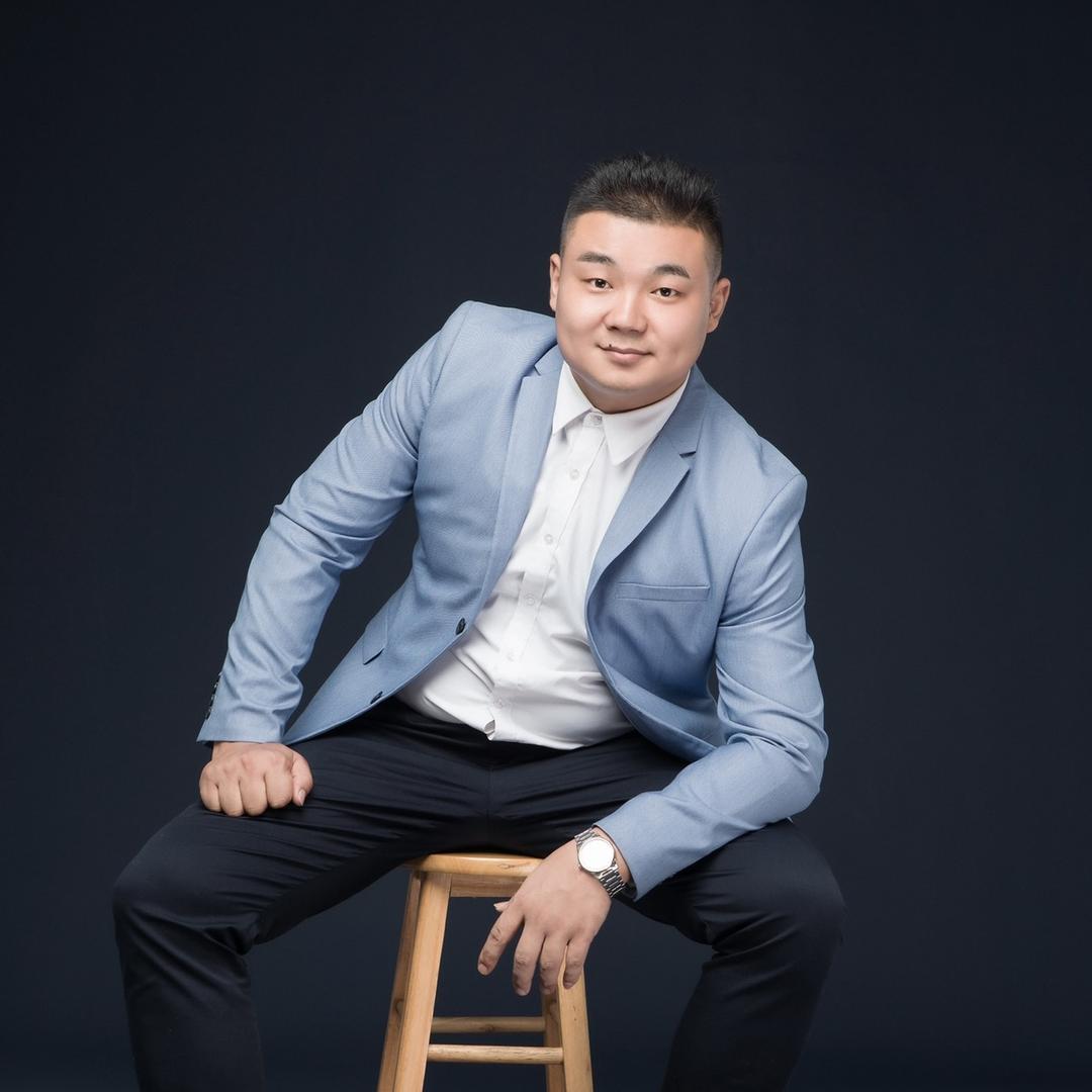 岳阳金融山哥