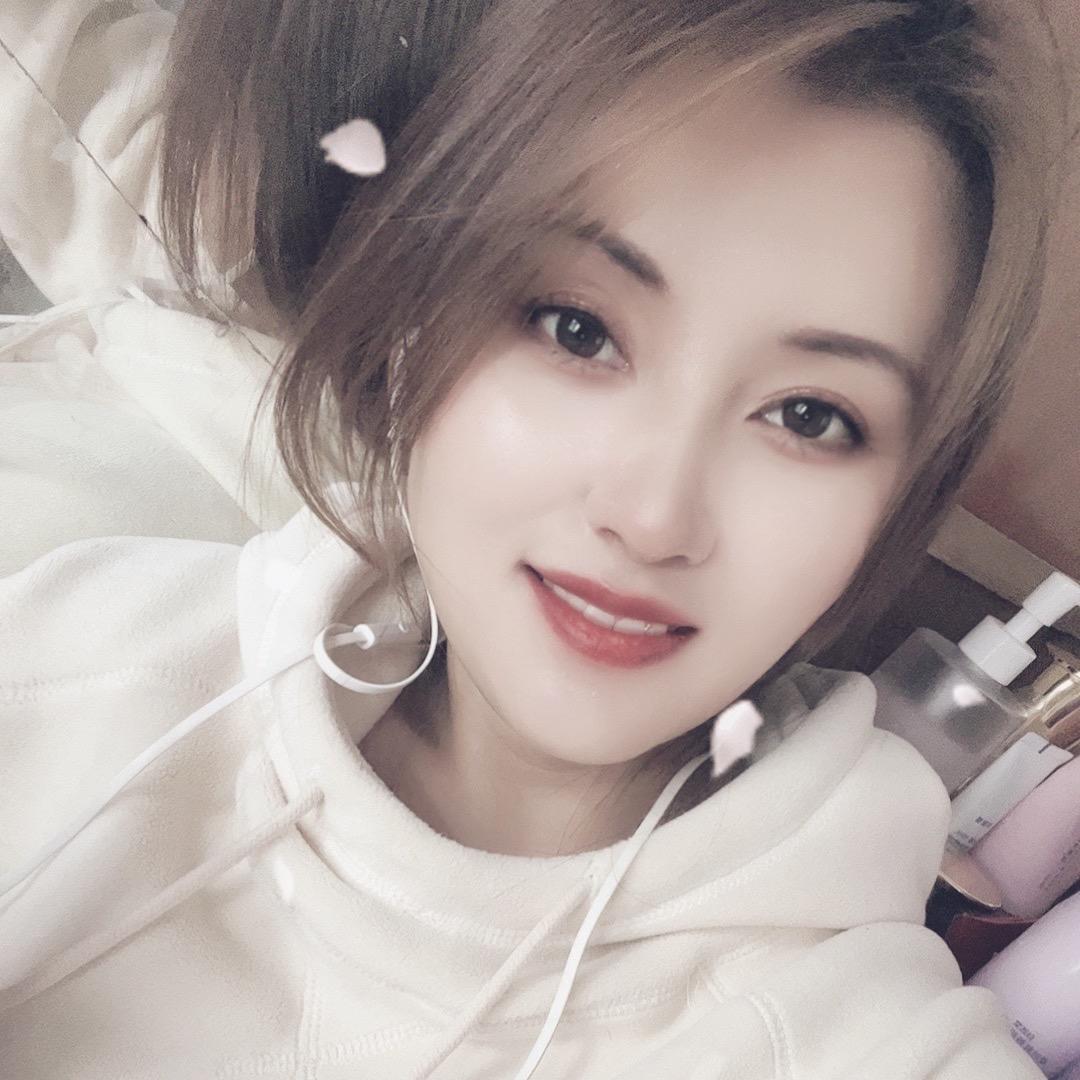 罗拉