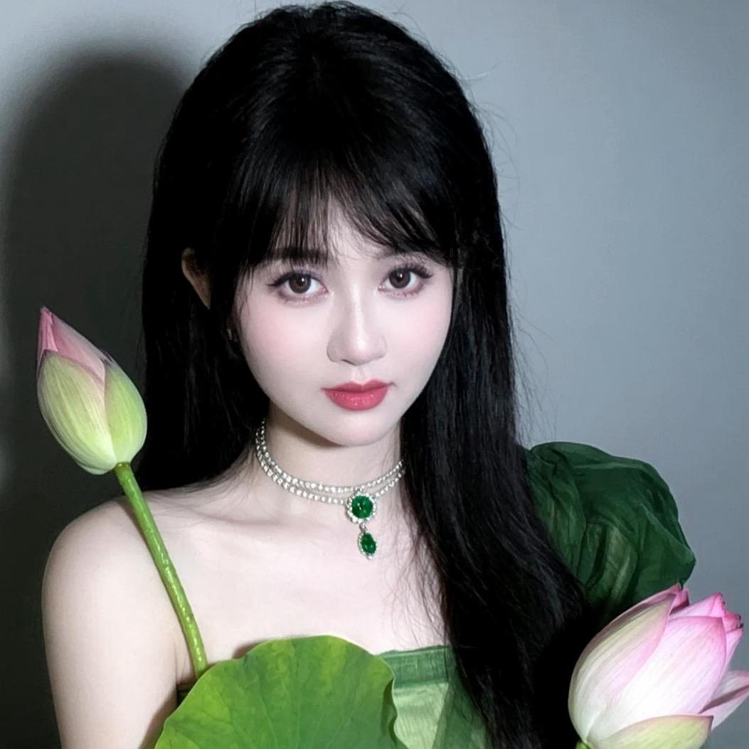 奶茶团子脸