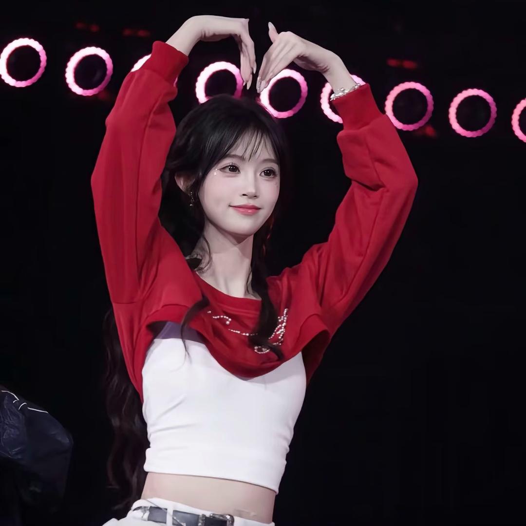 蔚蓝ⁱᵐᵃᵒ🍓0617