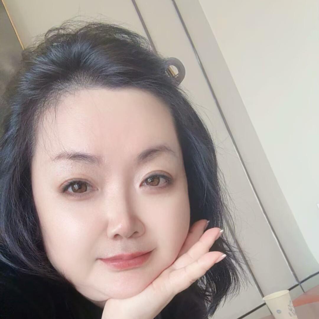 苒调女装店