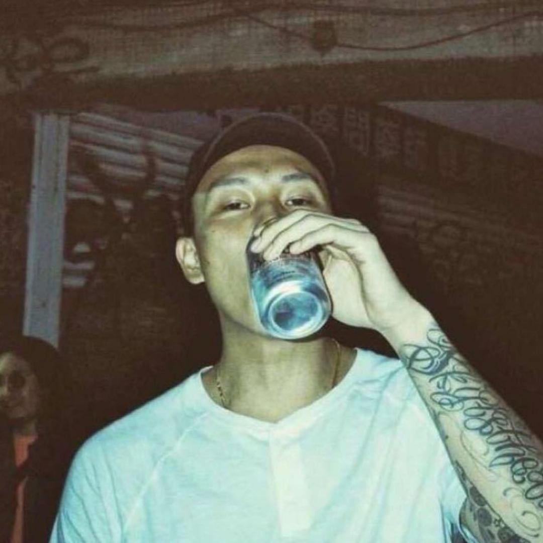 多次拒绝卡戴珊