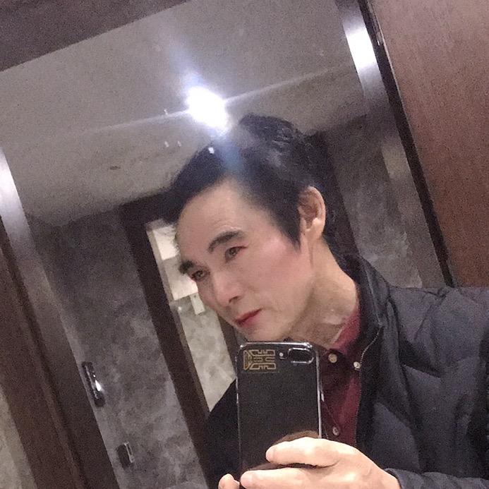 雨春 顾