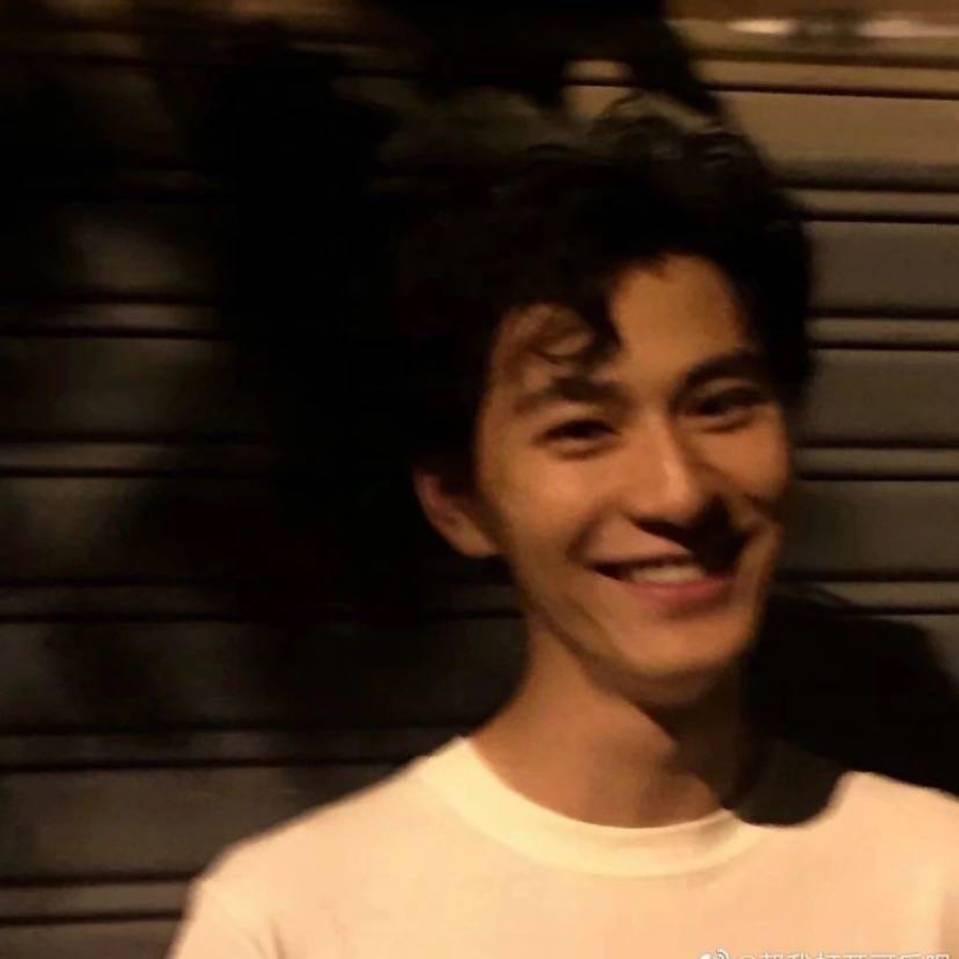 小何才露煎煎饺