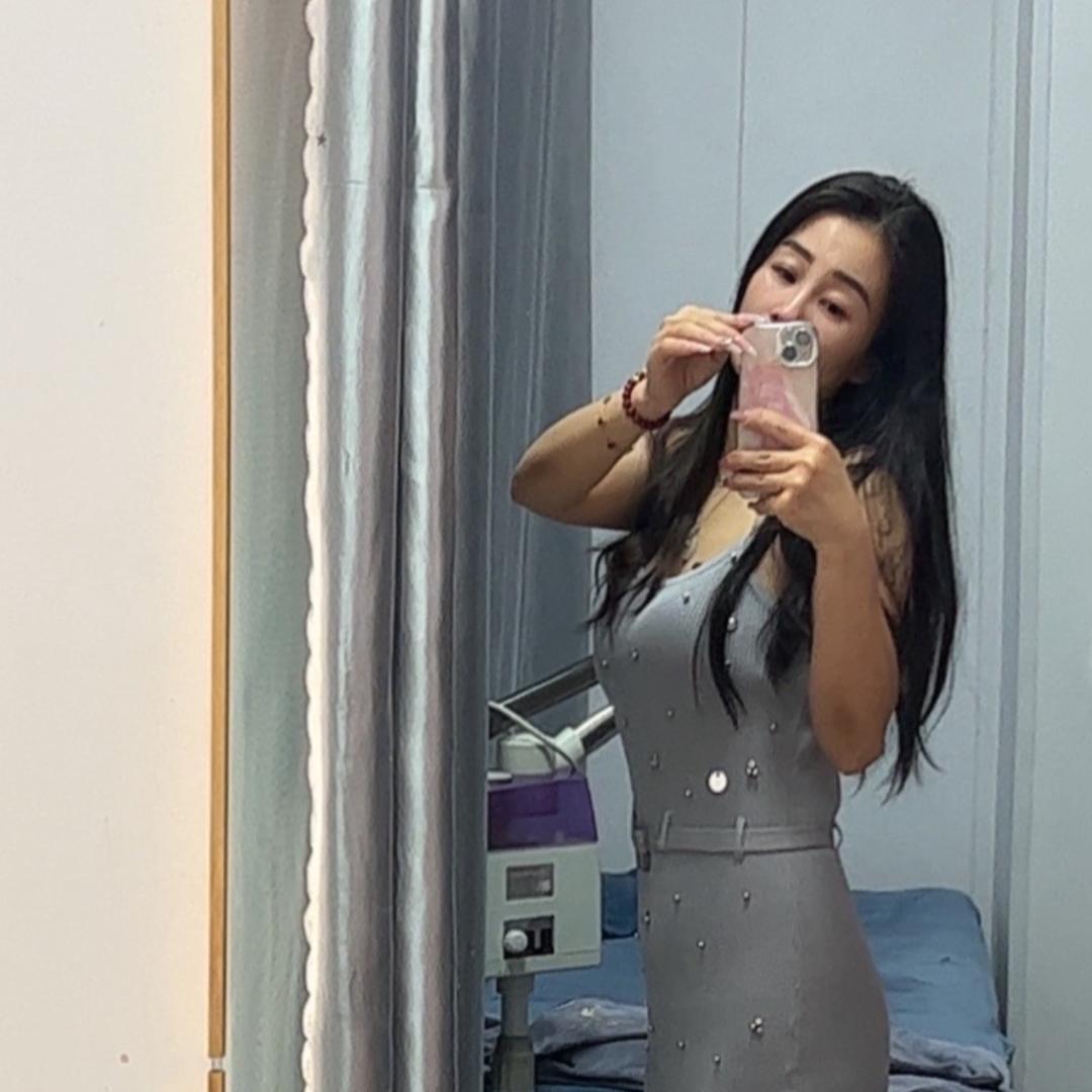 请叫我女王