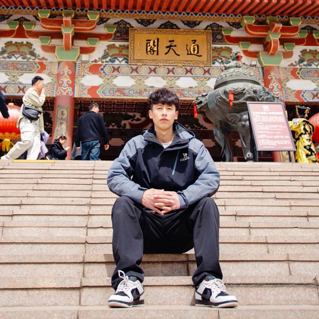 我是谁得邵先生瑞和轩