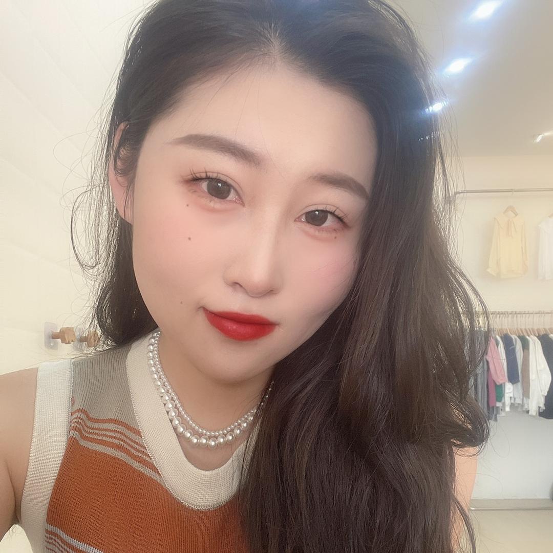 倆个小朋友.童装工作室