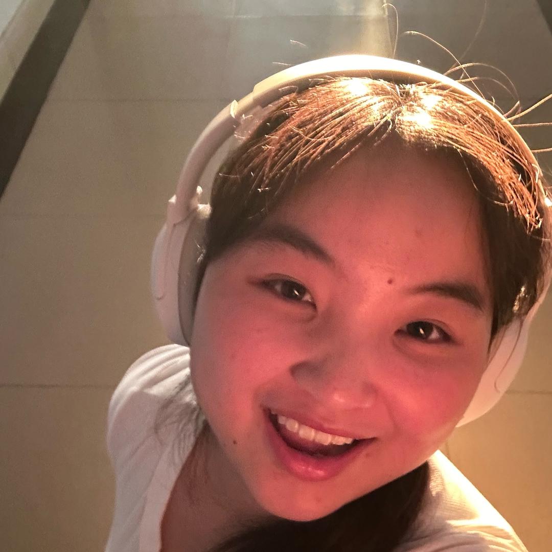 张大开会闪闪发光