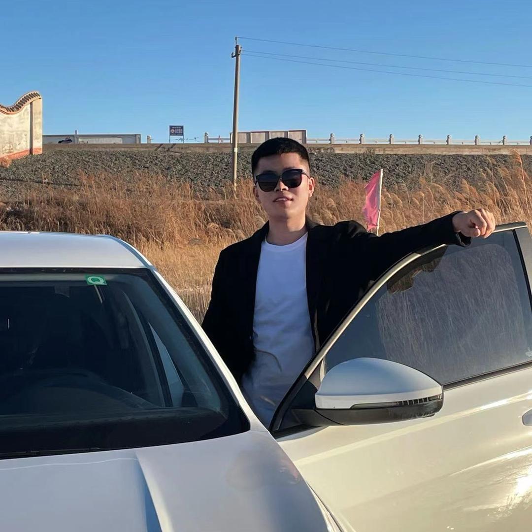 杨博成
