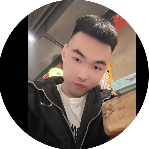 拉草莓🍓那小伙