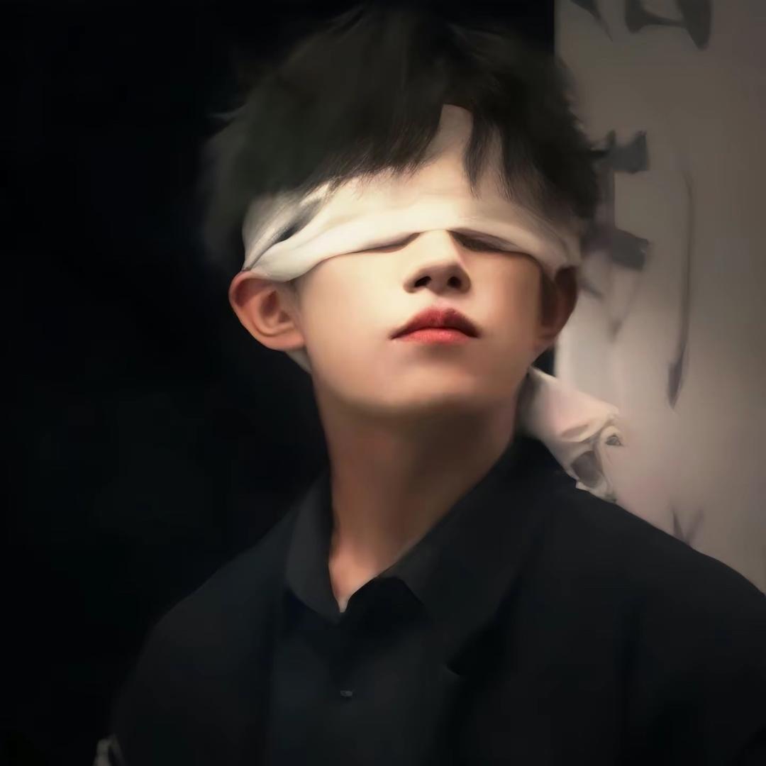 🌙     陈梧悠🍃