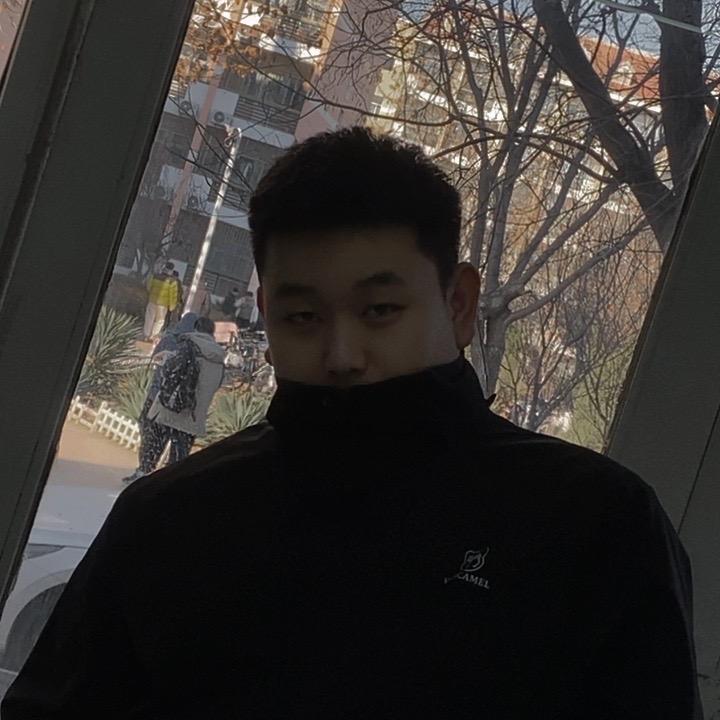 一个不正经的胖子