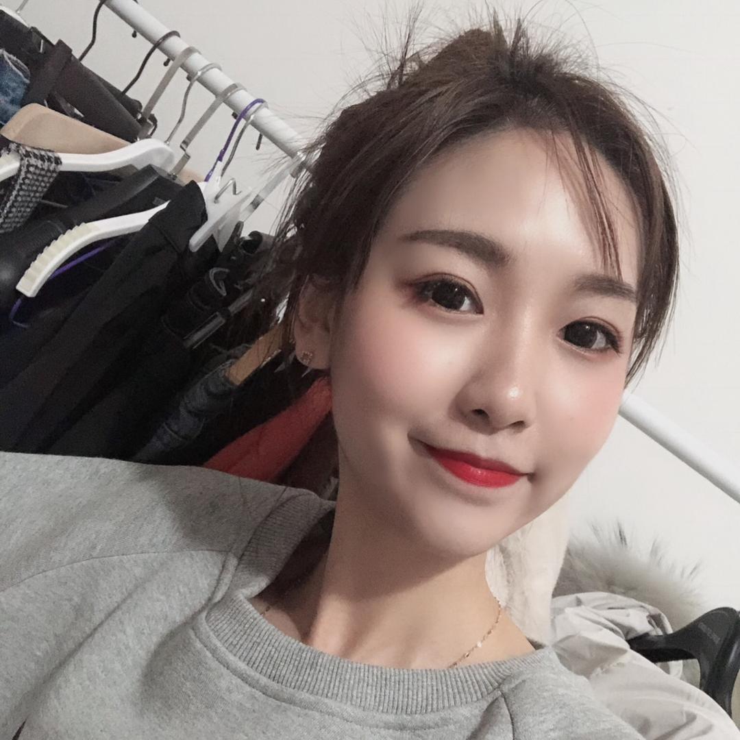 丸子璐在这里