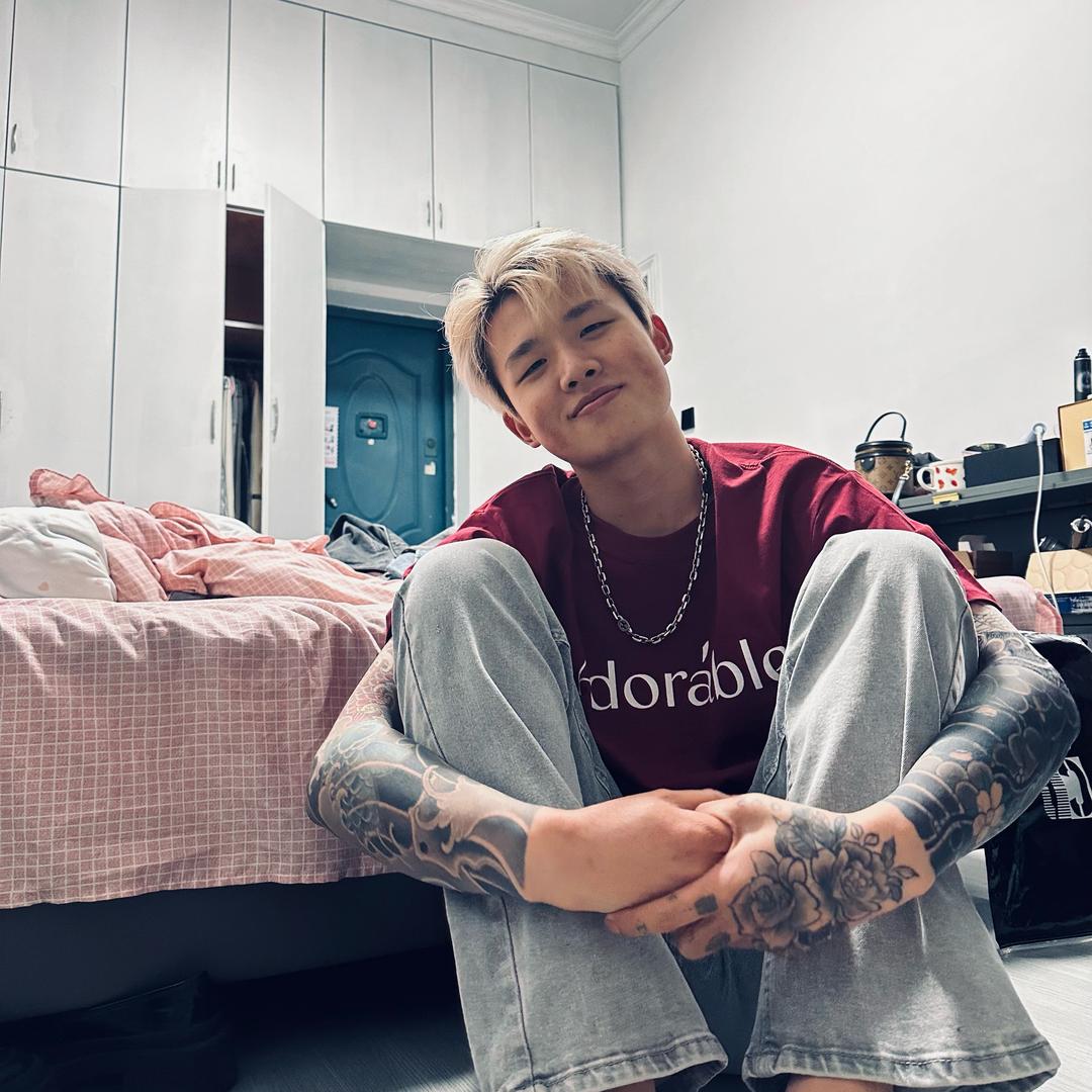 一本造型  小恒