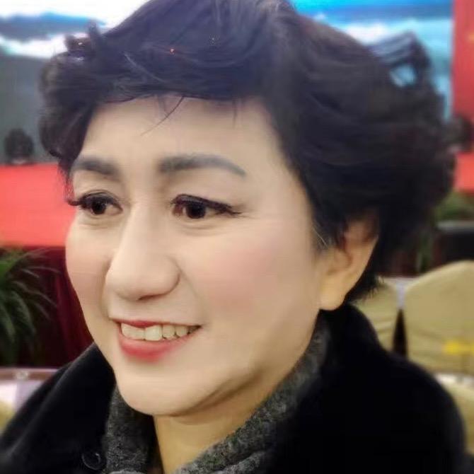 周华橱窗